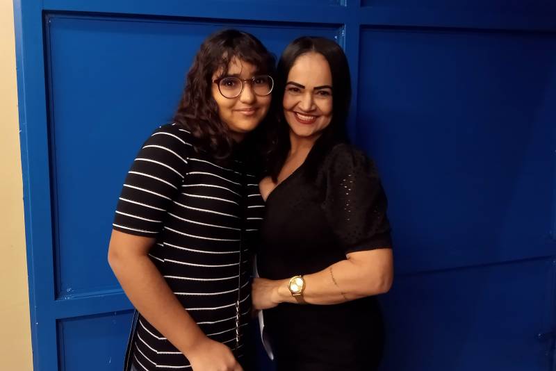 A recepcionista Nazaré Oliveira levou a filha Pollyana Oliveira e aprovou a ação de saúde do governo do Pará
