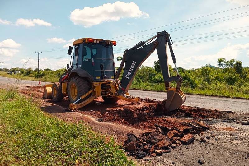 Recuperação asfáltica na área urbana de Monte Alegre