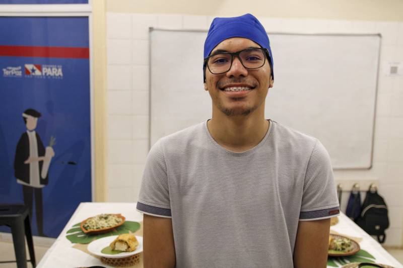 Davi Dias, Estudante de Gastronomia