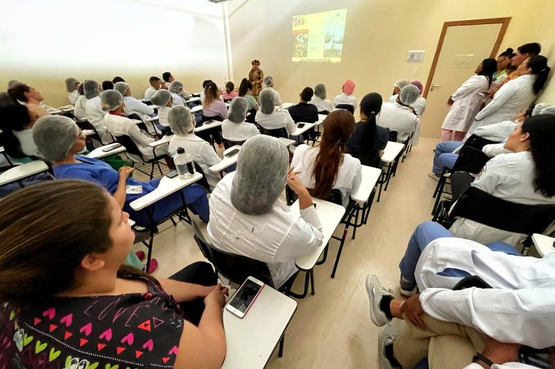 funcionários do HRAS durnte imersão - 