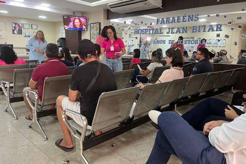 Hospital Jean Biar realização ação de prevenção em alusão ao Outubro Rosa