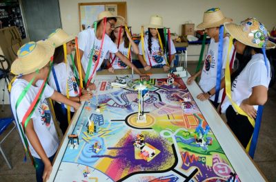 notícia: Estudantes da rede estadual de ensino se preparam para Torneio de Robótica, em Ananindeua