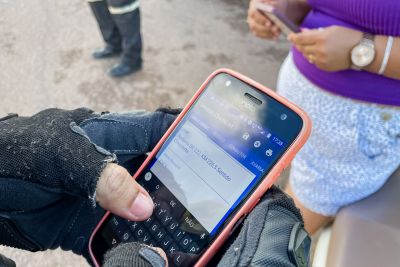 notícia: Infrações pelo uso do celular ao dirigir caem no Pará, mas Detran alerta sobre riscos de colisão