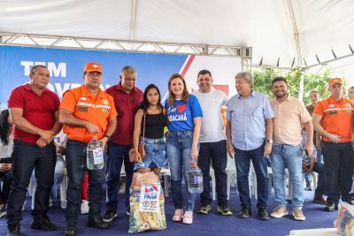 notícia: Governo do Estado entrega cestas humanitárias à população de Maracanã