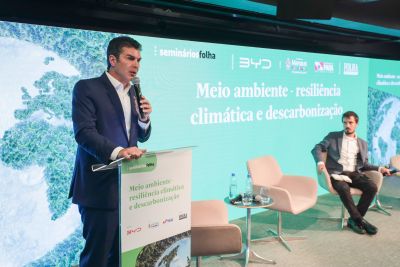 notícia: 'Agenda do Governo do Pará é o carbono como nova commodity, concessão florestal e bioeconomia', afirma governador