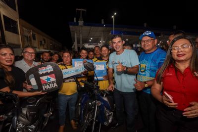 notícia: Estado entrega benefícios do programa CredCidadão a moradores de Igarapé-Açu
