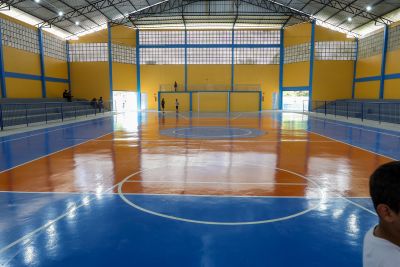 notícia: Em Garrafão do Norte, Governo do Estado entrega a construção do Ginásio Poliesportivo 