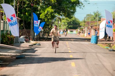 notícia: Rua Augusto Alves recebe obra de asfaltamento em Santa Izabel do Pará.