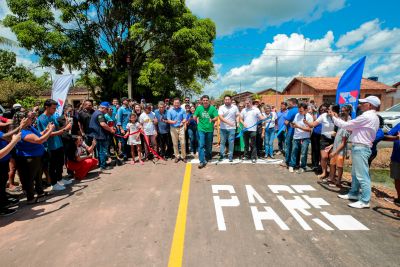 notícia: Rua Augusto Alves recebe obra de asfaltamento em Santa Izabel do Pará.
