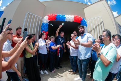 notícia: Governo do Estado entrega escola em Magalhães Barata reconstruída e ampliada