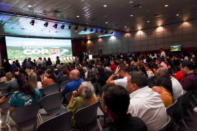 galeria: Entrega de certificado COP 30 no Hangar