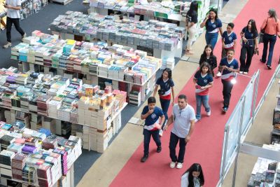 galeria: 27 Feira do livro 2024 - Beco do artista