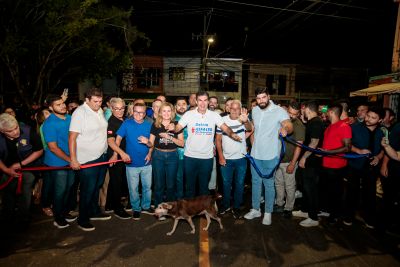 galeria: Governador Helder Barbalho entrega de rua pavimentada na MARAMBAIA