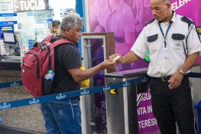 notícia: Estado informa como idosos podem utilizar a gratuidade no transporte intermunicipal