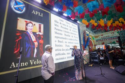 galeria: Feira do Livro 27 •  Arena Multivozes Sarau na Feira