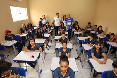 notícia: Em Ananindeua, Governo do Pará entrega 149ª escola estadual totalmente reconstruída à comunidade