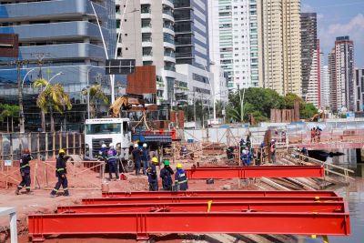 galeria: Obra do Estado para a COP 30, Nova Doca começa a receber a estrutura metálica do parque linear