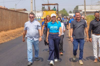 notícia: Governadora em exercício visita obras de pavimentação em Conceição do Araguaia e Santa Maria das Barreiras