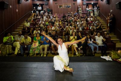 notícia: Cine Líbero Luxardo recebe a paraense Dira Paes para sessão de debate do filme 'Pasárgada'