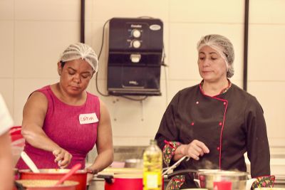 notícia: ParáPaz abre inscrições para cursos em culinária e administração