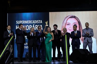 notícia: Vice-governadora é homenageada pela Associação Paraense de Supermercados