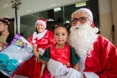 notícia: Programação natalina do CIIR tem espetáculo, brinquedos e presença do Papai e Mamãe Noel