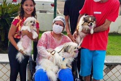 notícia: No Regional do Sudeste do Pará, reencontro de paciente com seus cães ajudam na recuperação 