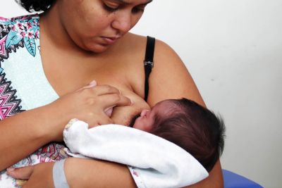 notícia: Hospital Materno-Infantil de Barcarena orienta sobre cuidados com a dieta alimentar durante amamentação