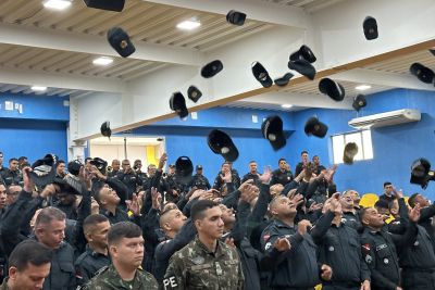 notícia: Polícia Militar forma 44 praças em curso de Adaptação à Graduação de Sargento