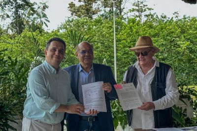 notícia: Ideflor-Bio e Fundação Lymington firmam acordo de continuidade do 'Projeto de Reintrodução de Ararajubas', em Belém