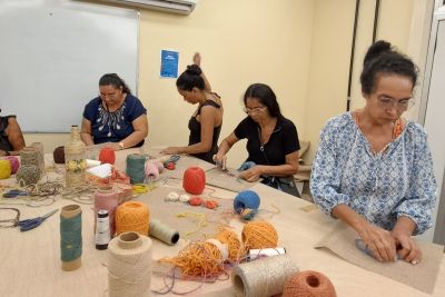 notícia: Sedeme realiza curso de artesanato em malva amazônica na UsiPaz Cabanagem