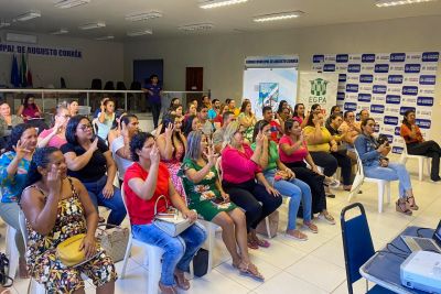 notícia: Escola de Governança Pública do Pará forma 97 servidores em Augusto Corrêa