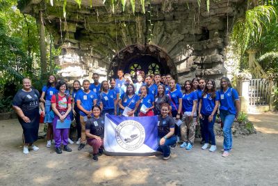 notícia: Estudantes da rede estadual têm aula prática de Educação Ambiental na Ilha de Cotijuba   