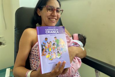 notícia: Maternidade da Santa Casa já distribuiu mais de 500 novas cadernetas da criança