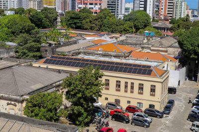 notícia: Fundação Santa Casa dá exemplo de sustentabilidade com uso de energia solar