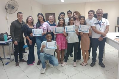 notícia: Governo certifica na área de informática alunos de escolas técnicas em Belém