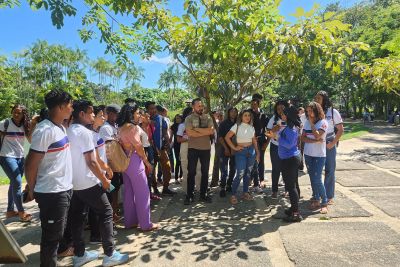 notícia: Estudantes do município de Acará visitam o Mangal das Garças