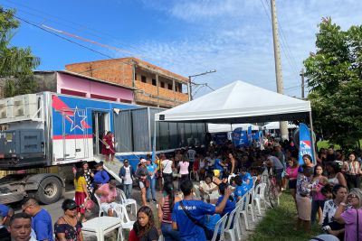 notícia: Benefícios do 'Governo do Pará nos Bairros” chegam a moradores do Curuçambá