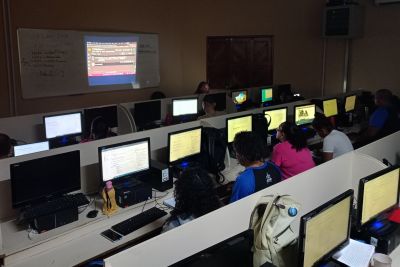 notícia: Alunos de Tecnologia em Geoprocessamento da Escola Bosque lançam artigo científico sobre preservação ambiental