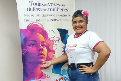 notícia: Mulheres em tratamento oncológico e vítimas de escalpelamento participam de ação de beleza 