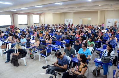 notícia: Seduc proporciona encontro formativo para professores estaduais