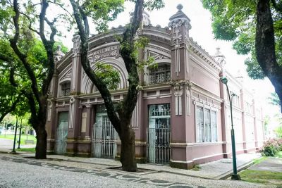 notícia: Teatro Waldemar Henrique completa 45 anos e se consolida como espaço de formação e liberdade artística