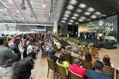 notícia: Hangar recebe um grande público no primeiro dia do Chocolat Amazônia e Flor Pará