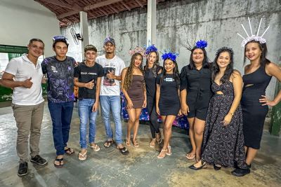 notícia: Escola pública estadual de Marabá promove desfile sustentável com materiais recicláveis 