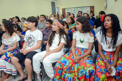 notícia: Escola estadual lança projeto de educação antirracista e envolve comunidade escolar no debate sobre o tema