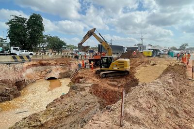 notícia: Obras de drenagem do canal Toras entram em fase final na BR-316