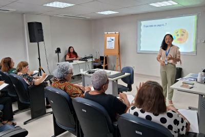 notícia: IGEPPS promove oficina para o uso seguro de dispositivos eletrônicos por aposentados