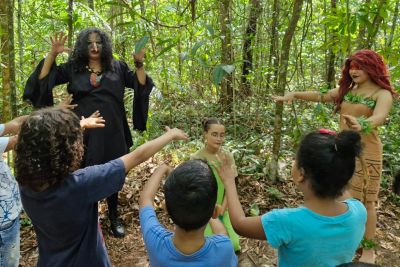 notícia: Crianças de Marituba vivenciam aprendizado ambiental no Refúgio de Vida Silvestre Metrópole da Amazônia