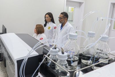 notícia: Responsável por exames de alcoolemia em todo o Estado, Laboratório da Polícia Científica atinge conceito máximo