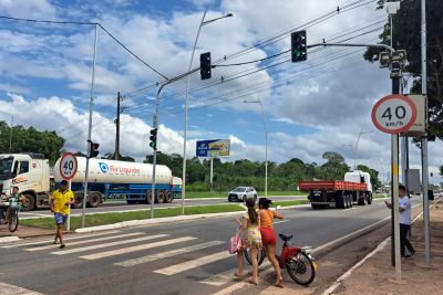 notícia: Semáforos instalados pelo Detran na PA-140 com a BR-316 aumenta segurança no acesso para Vigia